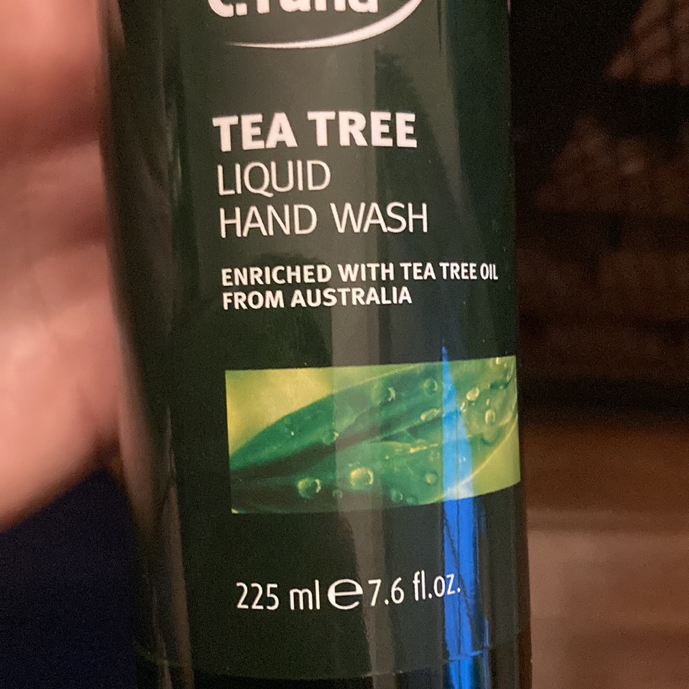 Farmasi Tea Tree Hand Soap - Picture 4 of 4
